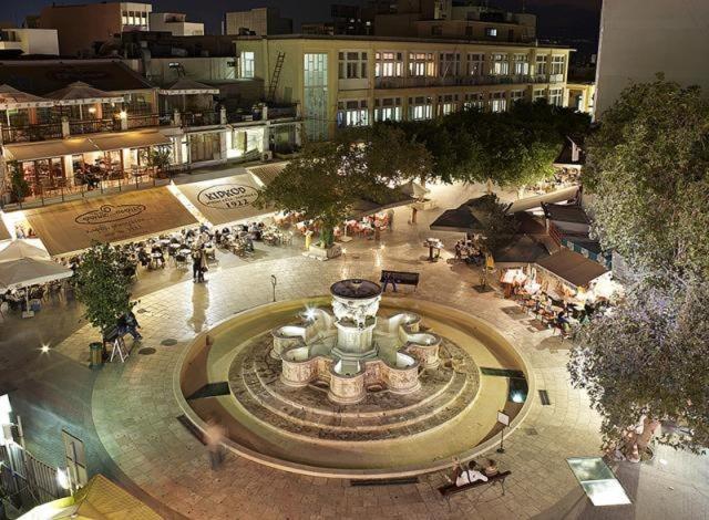 Archipelagos Apt In The Heart Of The City Héraklion Extérieur photo